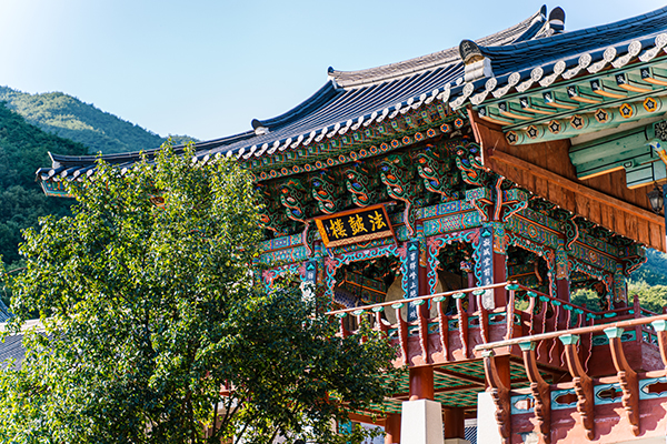 Hwaeomsa Temple, the Korea's finest antiquity